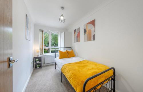 STN - Bishops's Stortford - Free Gated Parking - Two Bed Apartment - Perfect location for Stansted Airport - Foto 13