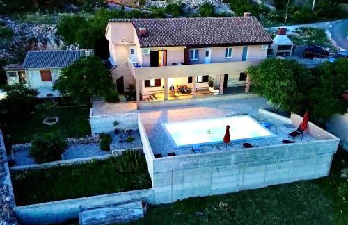 Family-friendly apartments with swimming pool Lukovo Sugarje, Karlobag - 24896 - Foto 2