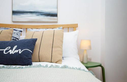 Coastal penarth dream! Close to Cardiff superb location near bars and restaurants! Dog friendly and welcome breakfast pack! - Foto 31