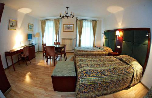 Zamek w Dzięgielowie - Foto 1