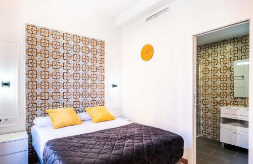 Classy Studio Apartment with Unique Design - Photo 9