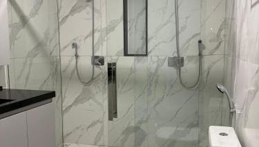 Studio boutique - Photo 4, Shower