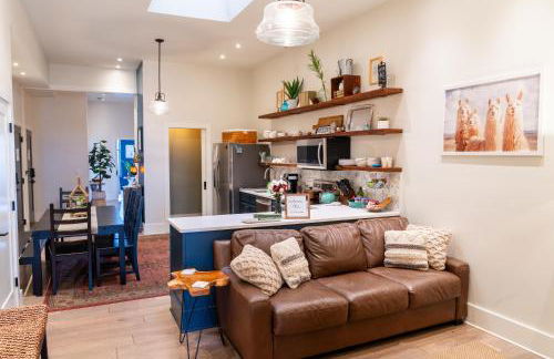 Designer Penthouse with Rooftop Deck Near Downtown and Lookout Mtn - Foto 18