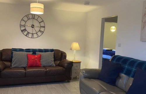 POPPY LUXURY LODGE Sleeps 8 at Fairview Farm, Ravenshead, Nottingham Near Sherwood Forest, Dog Friendly, Farm Stay great for wedding groups, families, Hen Do's, friends gatherings with amazing views - Foto 40