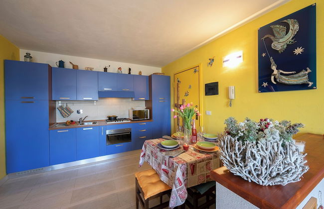 Rebecca's House (few steps from skiing) - Photo 11