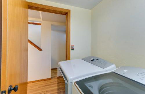 McKinleyville Getaway with Hot Tub and Ocean Views! - Foto 24