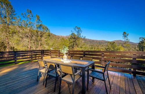 Sierra Vista by Willowbend Creek and waterfalls, Sleeps 16, with Hot tub, Play Yard, Arcade - Foto 42