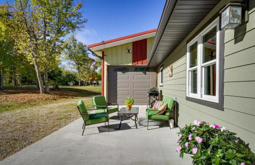 Lakefront Paradise with Private Boat Dock and Patio - Foto 25