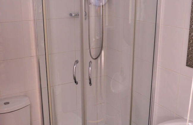 Orrell House - Photo 10