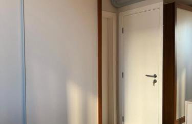 Apartamento moderno, a 200 metros da praia com pátio,piscina e churrasqueira privativa 2 vagas de garagem - Foto 16