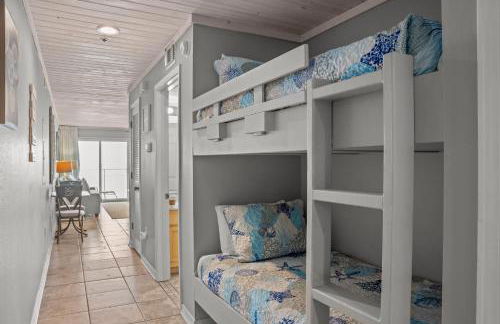 Deja View Beachfront Sunrise Beach Svc Included - Foto 14