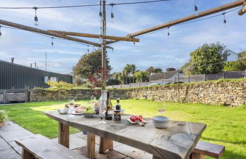 Master Shipwrights House - Great Location - Free WiFi & Parking - Fireplace - Photo 22