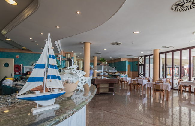 Hotel Esmeralda Maris by LIVVO - Photo 75