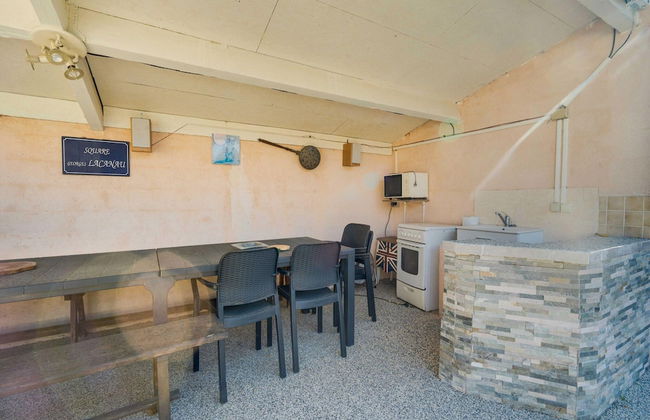 Villa With Swimming Pool in Sorgues - Foto 34