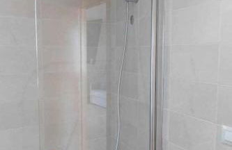 Apartamento junto a la playa con piscina y parking - Foto 13