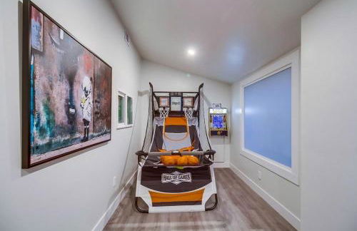 Lux Escape 2 • Views Hot Tub Games Mini Golf - Foto 20