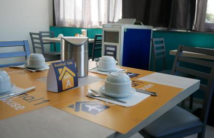 Terminal 1 Guest House - Photo 12