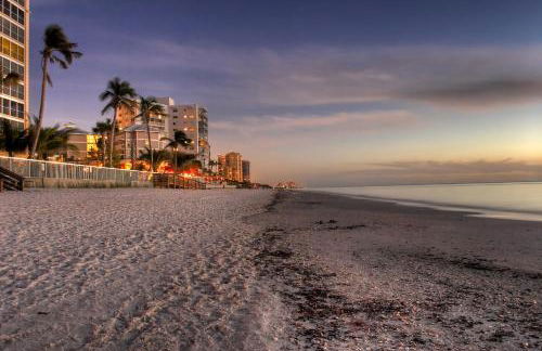 Casa Bella Naples Vacation Home - Photo 5