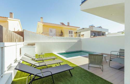 SereneScape Villa - Fernão Ferro - Foto 48