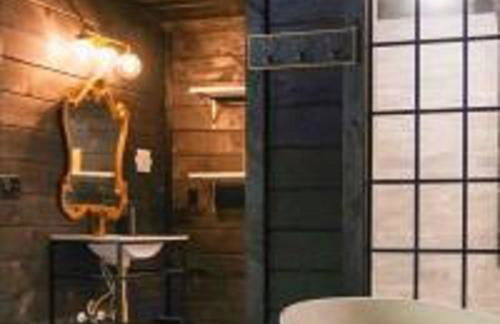 Romantic Escapes in this Stunning A-Frame in North Carolina with Access to a Private Hot Tub and Fire Pit - Foto 22