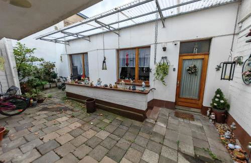 Gemütlicher ruhiger Bungalow auf der Frechener Fußgänger Zone - Foto 1