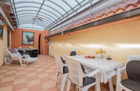 Amazing Home In Mijaca - Photo 25