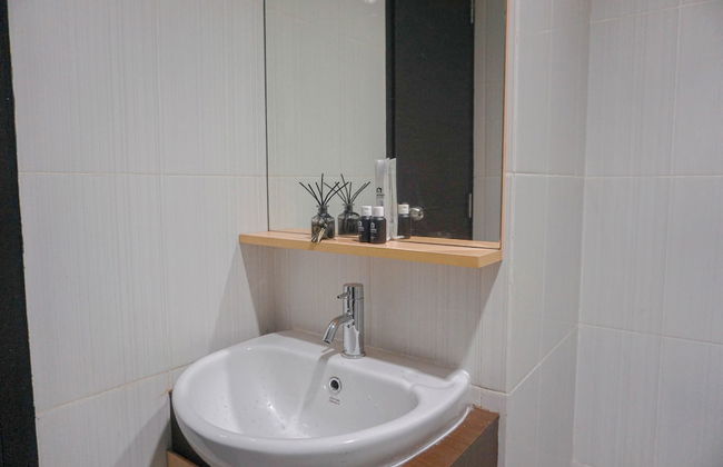 Homey And Nice 2Br At Tamansari Semanggi Apartment - Foto 19