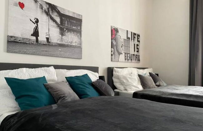 Designer Apartment - 5 min to Center - Foto 11