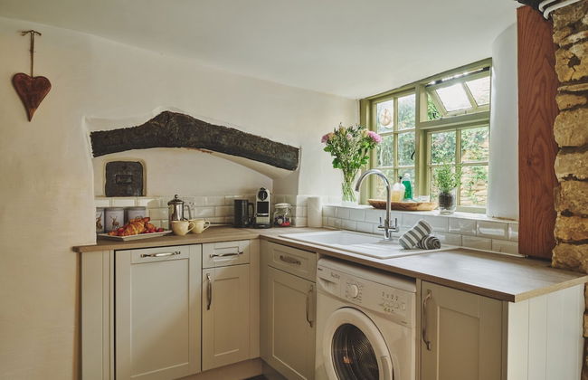 Coniston House - Photo 17