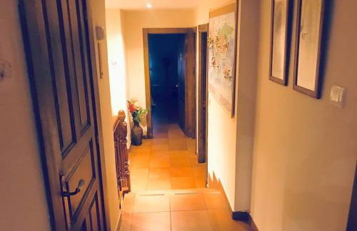 Spacious House in Molinaseca with Mountain View - Foto 12