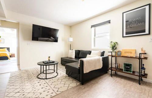 2BR Stay for Crews & Families - Foto 11