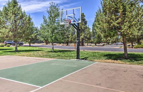 Pet-Friendly Townhome with Hot Tub in Redmond! - Foto 38