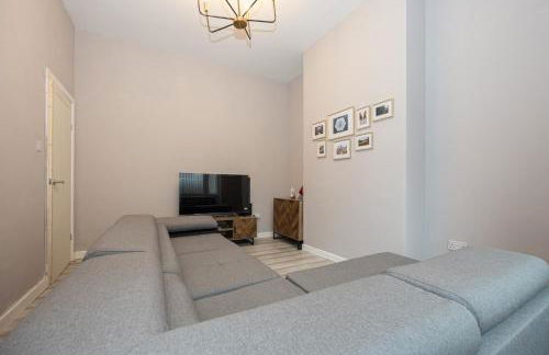 Modern 3BR House in Manchester, Ideal for Families, Sleeps 7 - Foto 29