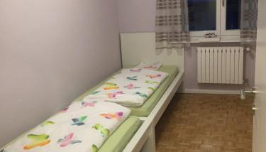 Ferienwohnung mit 3 Schlafzimmern, Erdgeschoss, zentral Freyung - Foto 4
