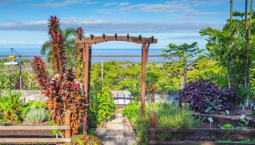 Affordable Luxury on One Acre - Foto 3