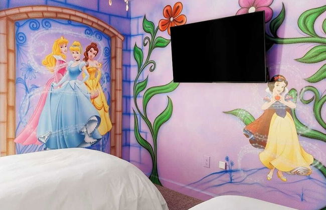 Disney Dream Home w/ Private Pool & Resort Access Under the Sea by Avantstay - Foto 21