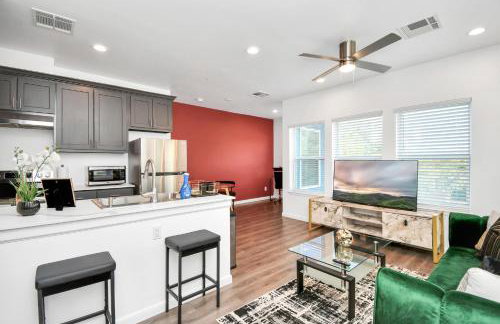 Serenity Studios - Near Med Center & Museum District - Foto 10