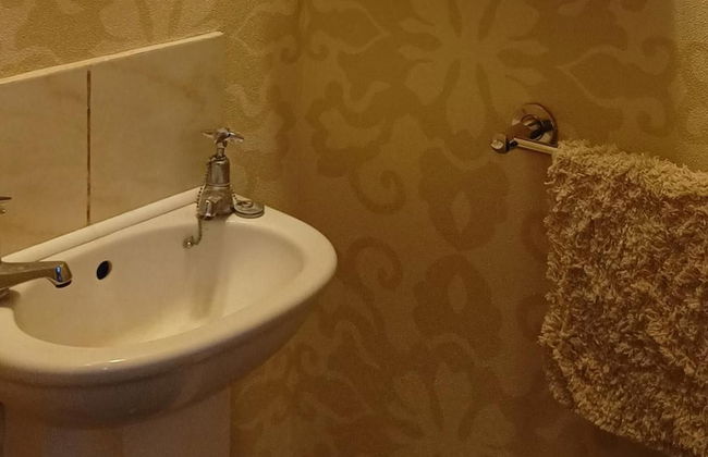 Apartment - Sleeps 5, Free Parking & Sun Terrace - Foto 13