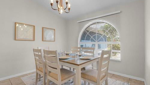 Sunny 4BR with Screened in Pool and Lanai - Foto 3