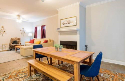 Hazel's Happy Hideaway- Midtown Mobile! - Foto 11