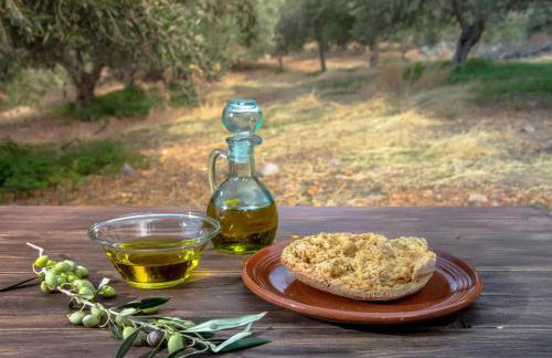 The Lookout in Mirsini - Roof Terrace - AC - WIFI - Foto 43