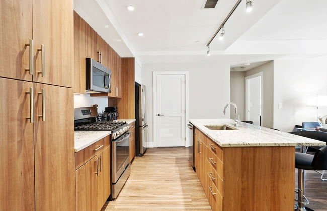 Bluebird Suites near Pentagon - Photo 45