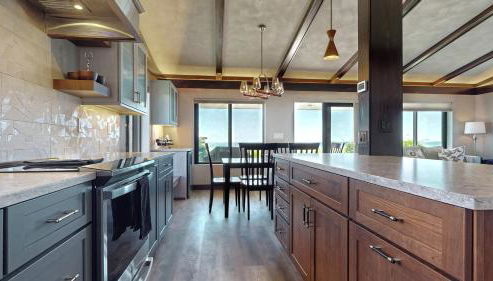 Coastal Escape by Bayley Vacation Rentals - Foto 2