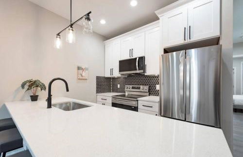 Modern LUX 2BR Apartment in DC with Patio - Foto 17