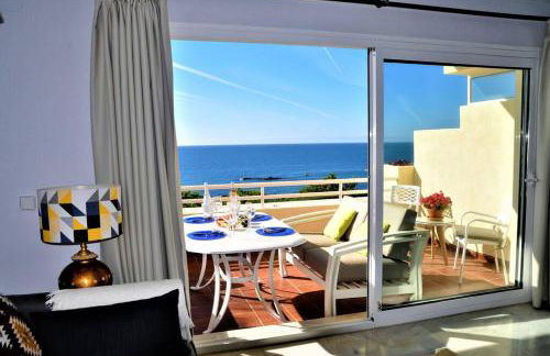 Spectacular 3 bedrooms Sea Views apartment - Photo 14