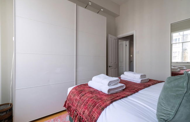 Fantastic Earls Court Flat - Photo 18