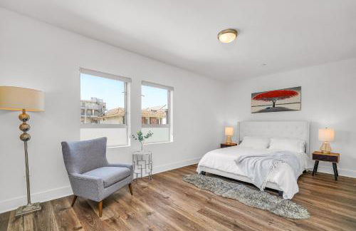 Amazing, Spacious Unit, Heart LA - Photo 43