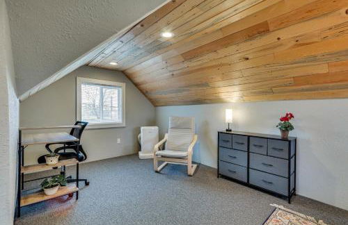 Charming Happy Valley Home 13 Mi to Portland! - Foto 18