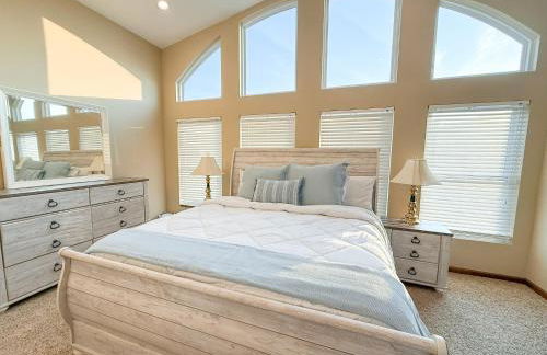 Lakefront-4BD3BA-Sleeps 12PP - Photo 8