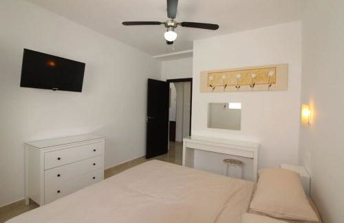 5 Bedroom, Luxury Villa - Heated Pool - Foto 12